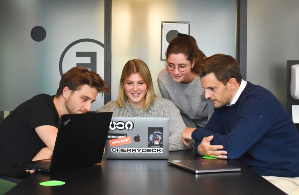 Social Media Marketing Course